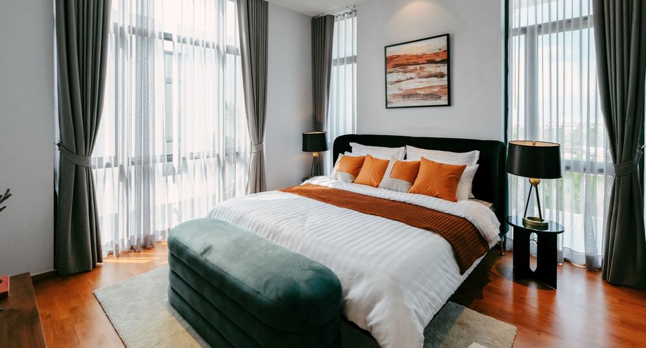 Villa zum Kauf mit 4 Zimmer in Bang Lamung, Chonburi