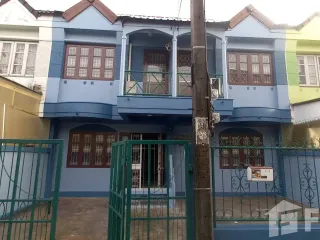 出租 4 卧室 联排别墅 在 Mueang Nonthaburi, Nonthaburi
