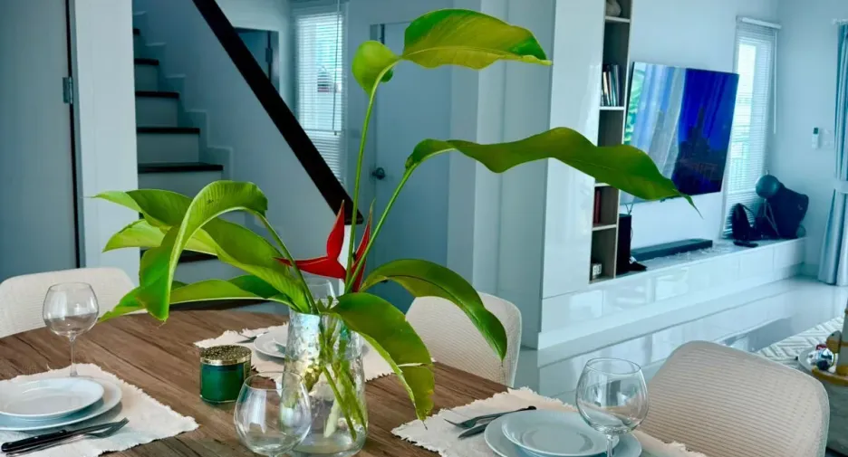 For sale and for rent 4 bedrooms villa in Thalang, Phuket