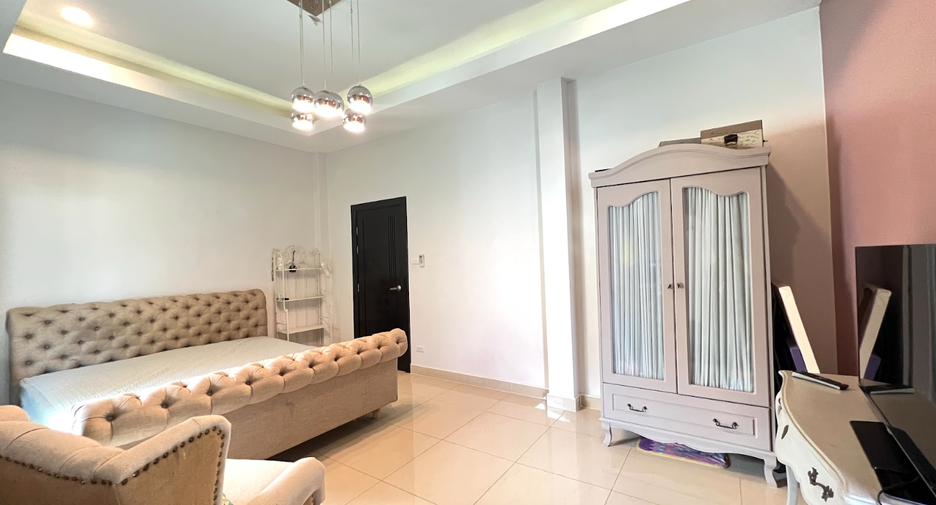 出售 4 卧室 别墅 在 Bang Lamung, Chon Buri