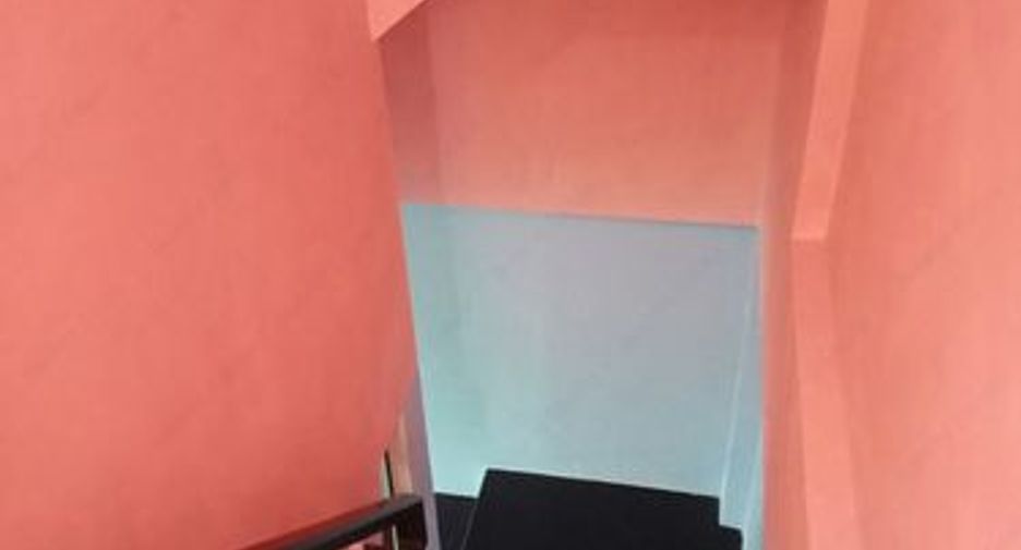 出售 3 卧室 联排别墅 在 Lat Krabang, 曼谷