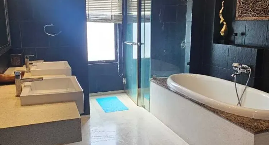 À louer 2 chambres villa à Mueang Phuket, Phuket