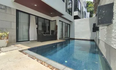 À louer 2 chambres villa à Mueang Phuket, Phuket