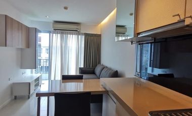 Condo en venta de 2 habitaciones en Phra Khanong, Bangkok
