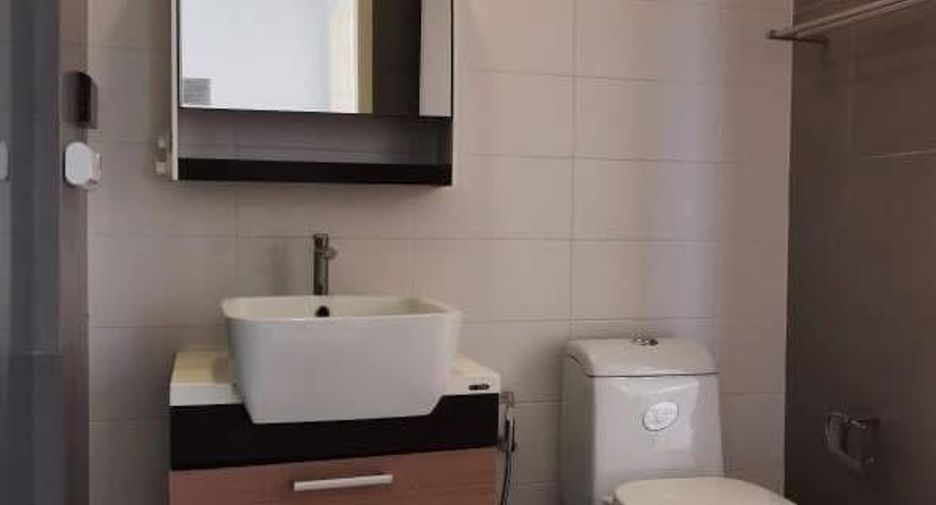 For sale 2 bedrooms condo in Phra Khanong, Bangkok