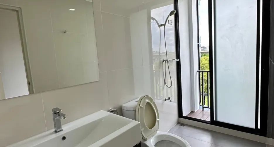 For sale 3 bedrooms townhouse in Pak Kret, Nonthaburi