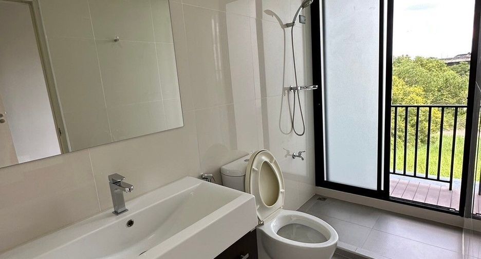 For sale 3 bedrooms townhouse in Pak Kret, Nonthaburi