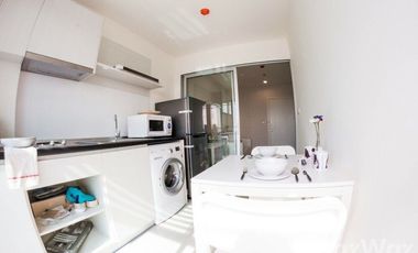 Condo en venta y en alquiler de 1 habitaciones en Khlong Toei, Bangkok