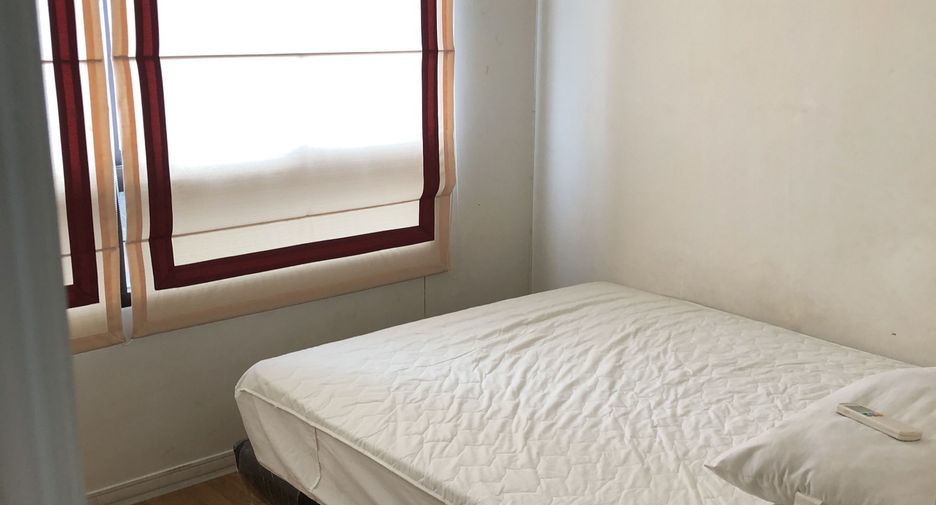 For sale 2 bedrooms condo in Bang Phlat, Bangkok