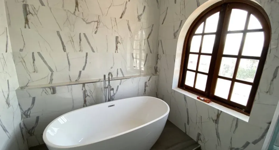 For rent 4 bedrooms house in Bang Lamung, Chonburi