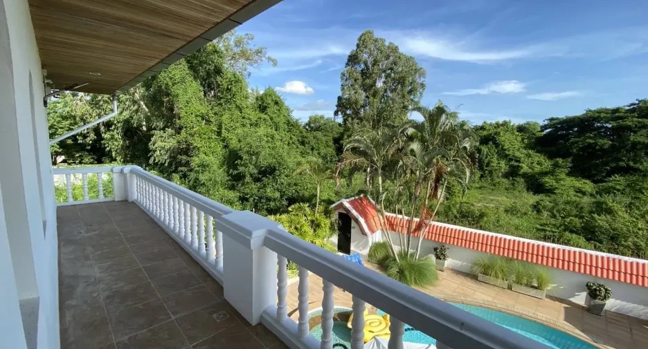 For rent 4 bedrooms house in Bang Lamung, Chonburi