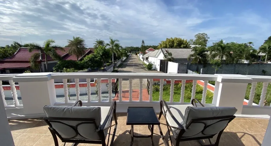 For rent 4 bedrooms house in Bang Lamung, Chonburi