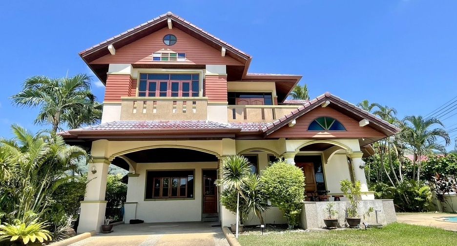 À vendre et à louer 3 chambres villa à Mueang Phuket, Phuket