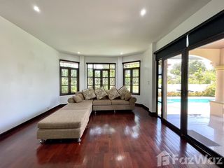 À vendre et à louer 3 chambres villa à Mueang Phuket, Phuket