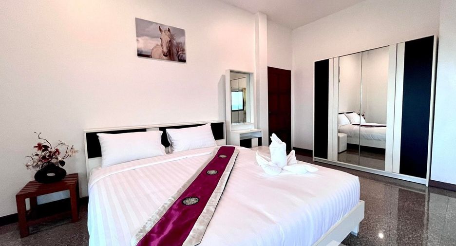 For rent 2 bedrooms condo in Mueang Phuket, Phuket