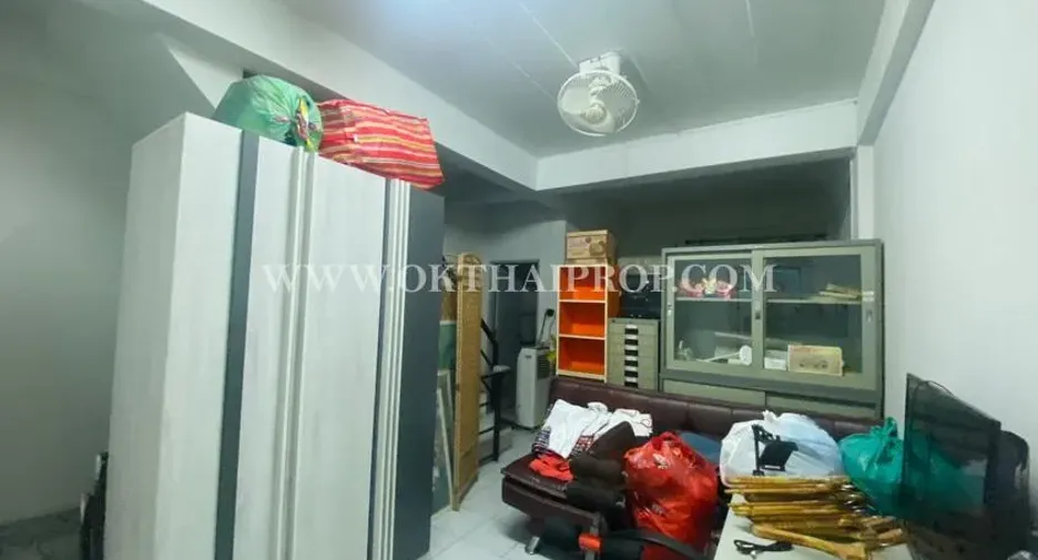 Reihenhaus zum Kauf mit 2 Zimmer in Bang Kruai, Nonthaburi