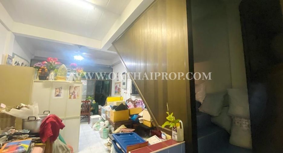 Casa adosada en venta de 2 habitaciones en Bang Kruai, Nonthaburi