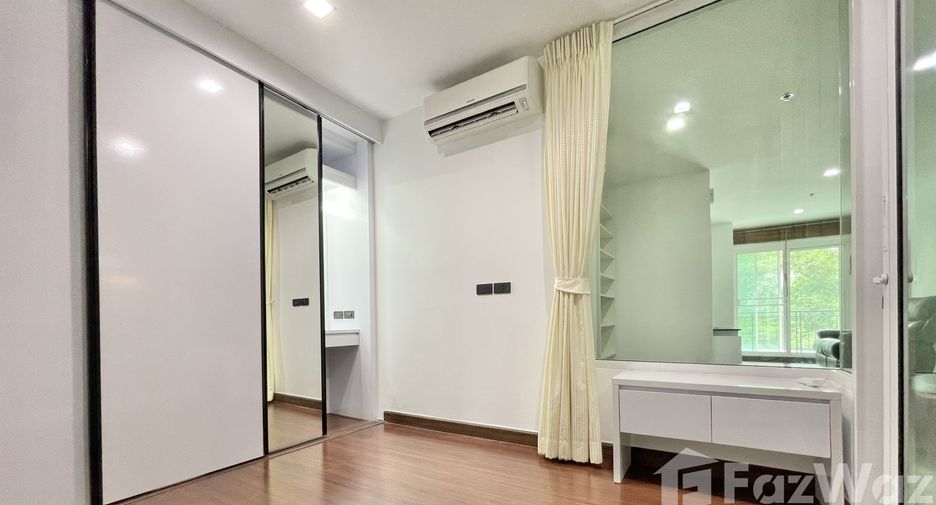 For sale 2 bedrooms condo in Phra Khanong, Bangkok
