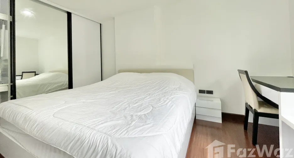 For sale 2 bedrooms condo in Phra Khanong, Bangkok