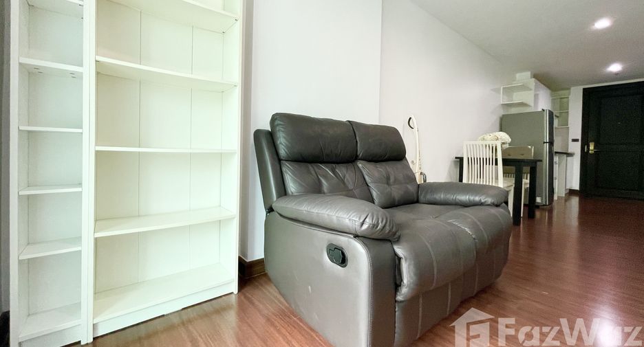 For sale 2 bedrooms condo in Phra Khanong, Bangkok