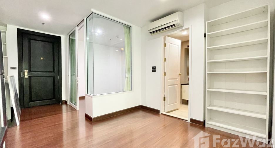 For sale 2 bedrooms condo in Phra Khanong, Bangkok