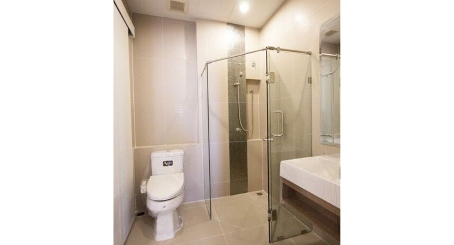 For sale 2 bedrooms condo in Wang Thonglang, Bangkok