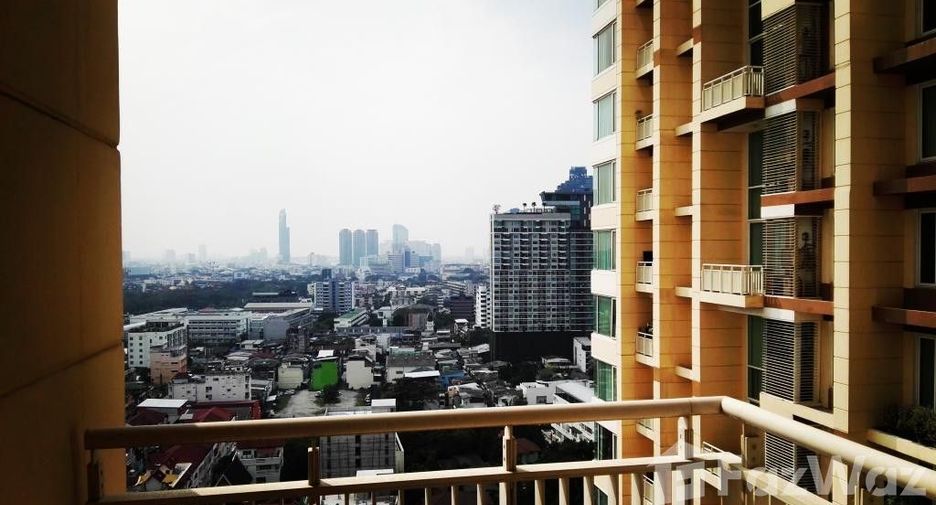 For sale and for rent 2 bedrooms condo in Sathon, Bangkok