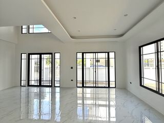 For sale 4 ベッドルーム house in Mueang Phuket, Phuket