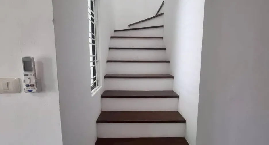 For rent 3 bedrooms townhouse in Sam Phran, Nakhon Pathom