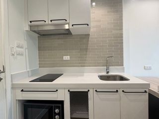 For sale 1 bed condo in Si Racha, Chonburi