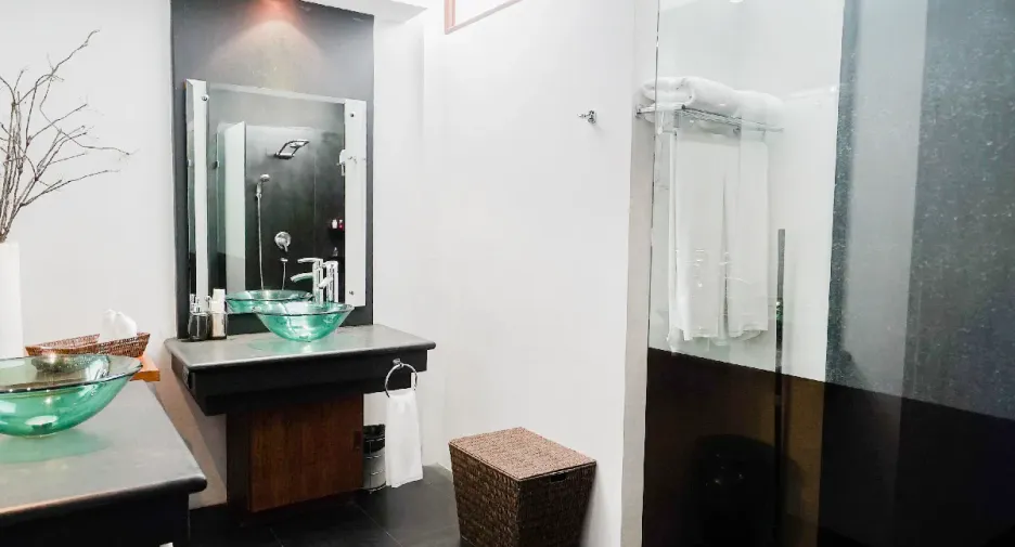 For sale 4 bedrooms villa in Thalang, Phuket