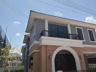 For rent 4 bedrooms house in Mueang Phuket, Phuket