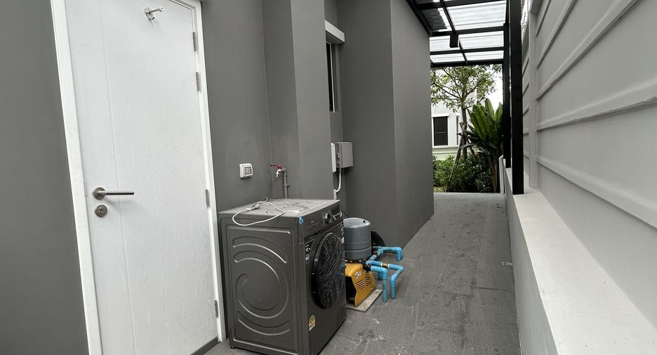 Haus zur Miete mit 4 Zimmer in Mueang Phuket, Phuket