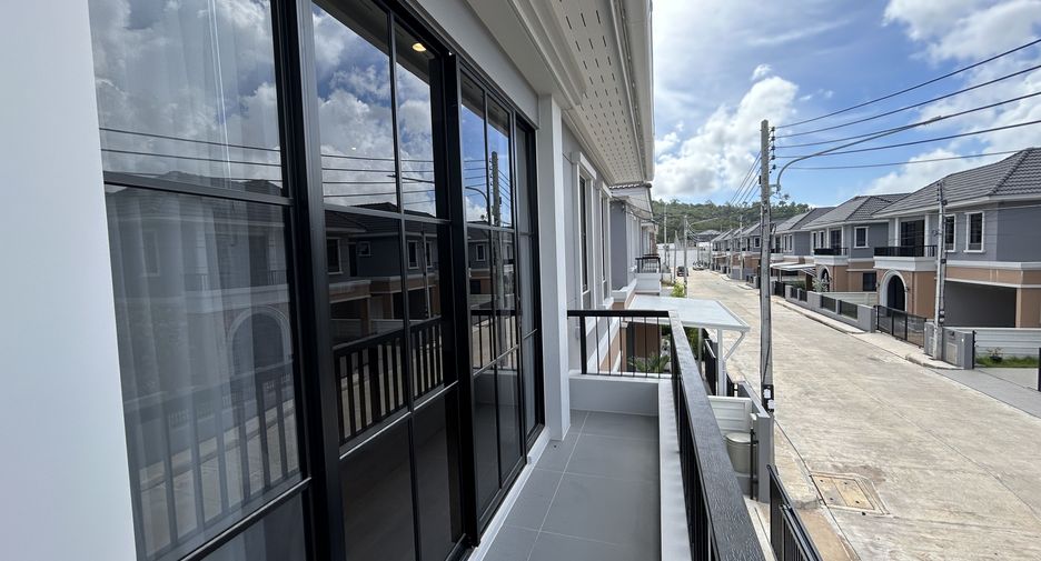出租 4 卧室 独立屋 在 Phuket Town, 普吉
