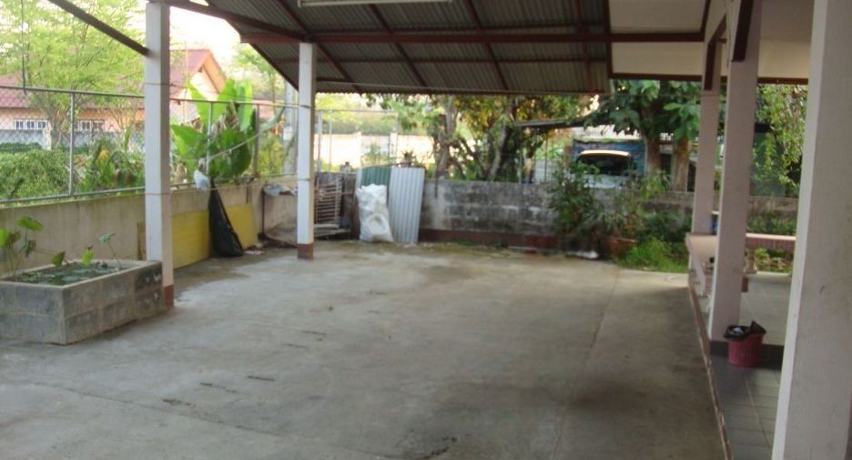 For rent 3 bedrooms house in San Sai, Chiang Mai