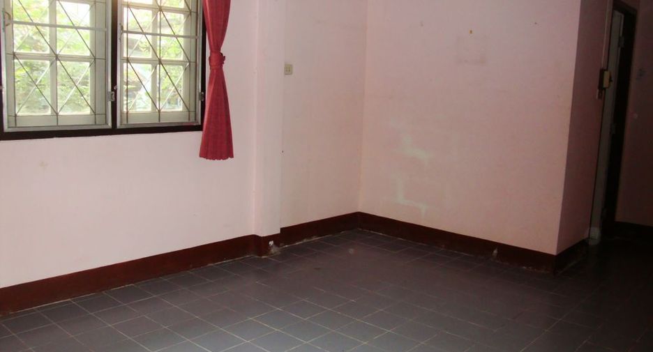 For rent 3 bedrooms house in San Sai, Chiang Mai