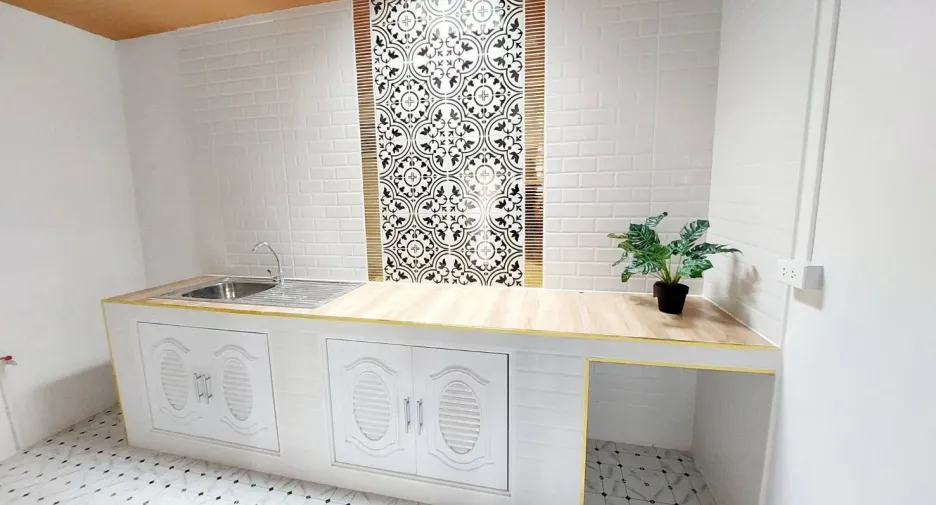 For sale 2 bedrooms townhouse in Nong Chok, Bangkok
