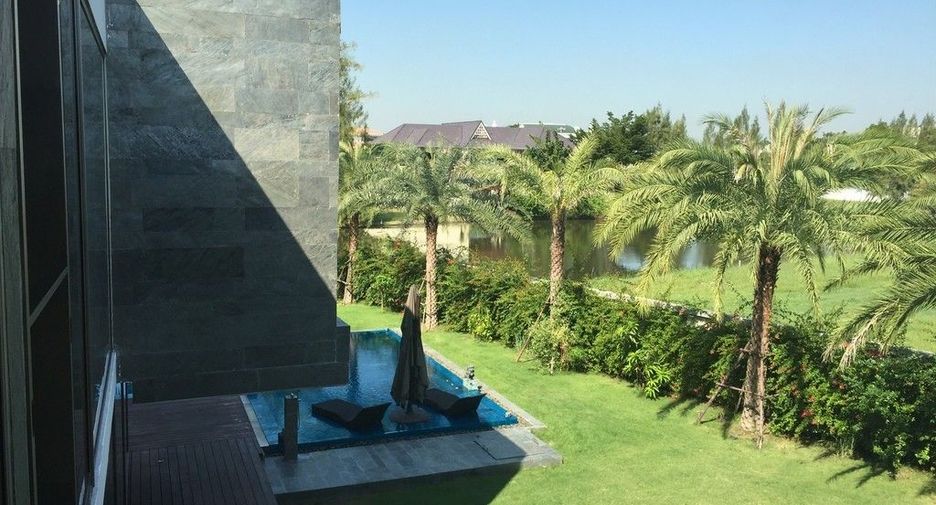 For sale 7 bedrooms villa in Bang Phli, Samut Prakan