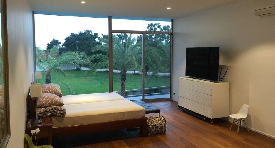 For sale 7 bedrooms villa in Bang Phli, Samut Prakan