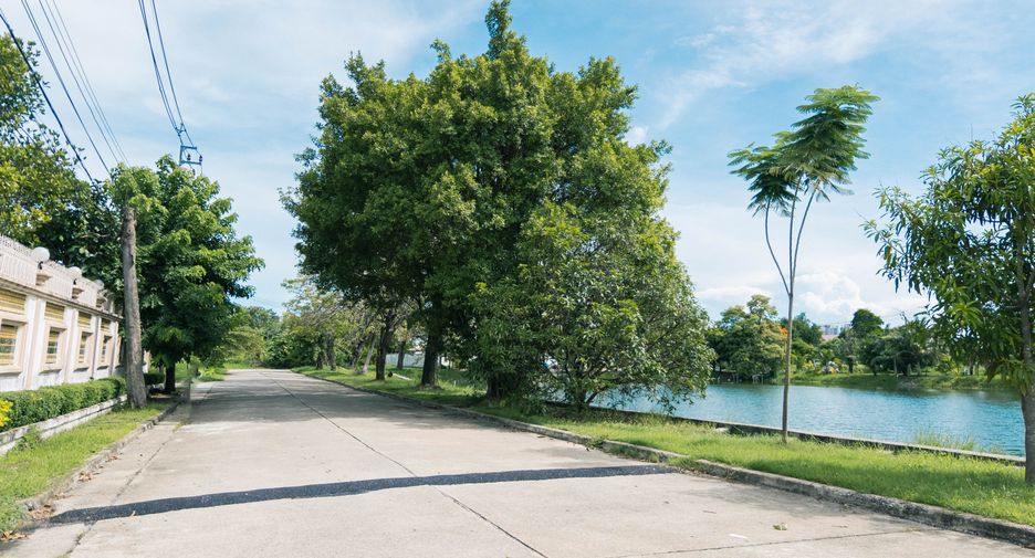 For sale land in Bang Khae, Bangkok