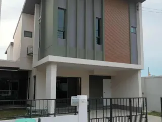 Аренда 3 спальни таунхаус в Mueang Nonthaburi, Нонтабури