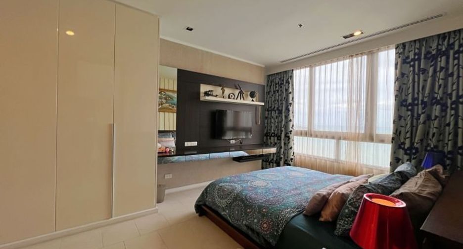 For rent 2 bedrooms condo in Bang Lamung, Chonburi