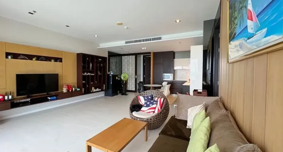 For rent 2 bedrooms condo in Bang Lamung, Chonburi