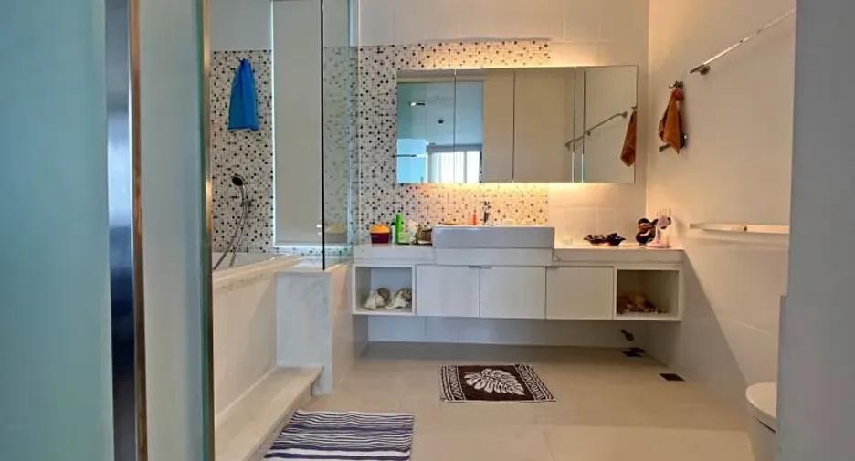 For rent 2 bedrooms condo in Bang Lamung, Chonburi
