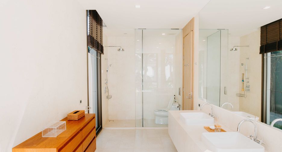 For sale 3 bedrooms condo in Thalang, Phuket
