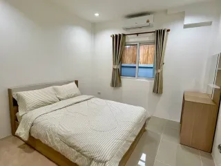 Casa en alquiler de 2 habitaciones en Mueang Phuket, Phuket