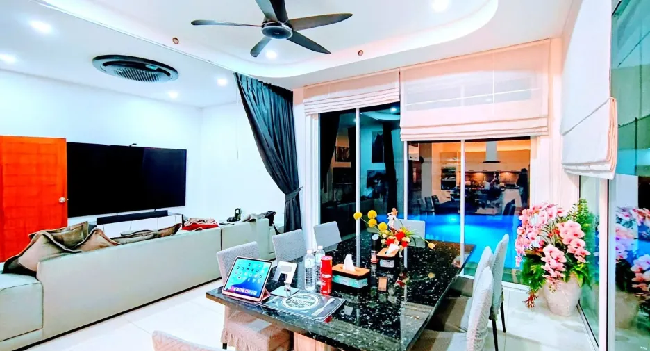 À vendre 4 chambres villa à Mueang Phuket, Phuket