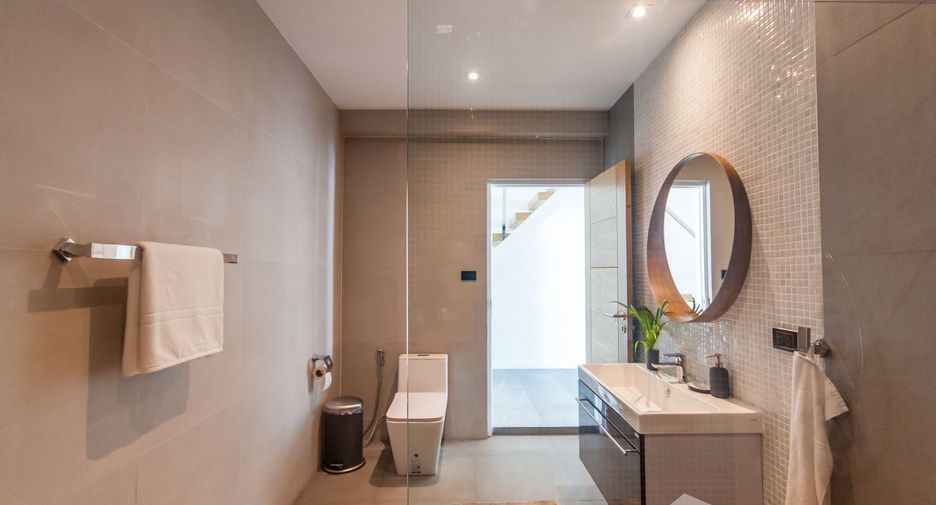 À vendre 4 chambres villa à Ko Lanta, Krabi
