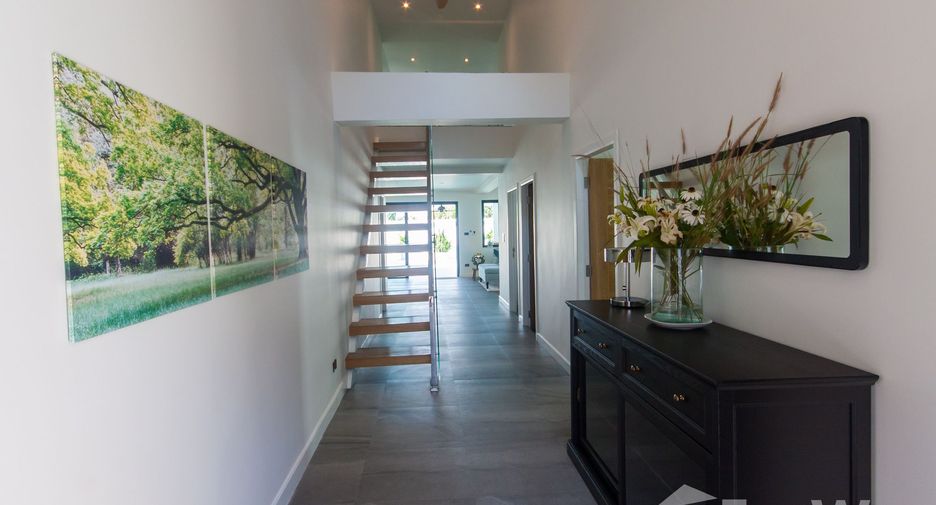À vendre 4 chambres villa à Ko Lanta, Krabi