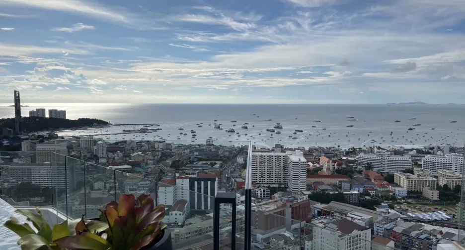 出售 1 卧室 公寓 在 Bang Lamung, Chon Buri